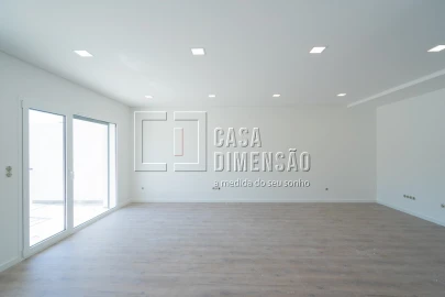 Moradia T2 para Venda em Corroios