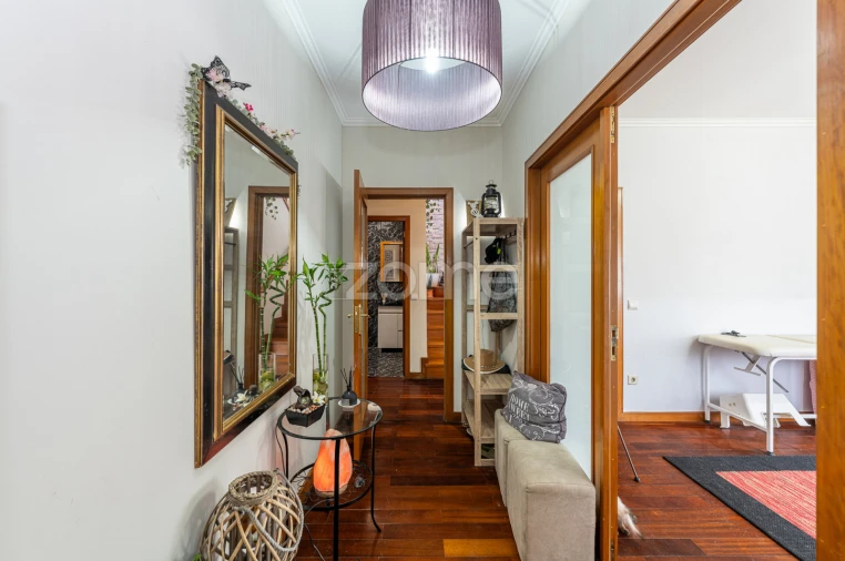 Apartamento T3 para Venda em Vilar de Andorinho Foto 6