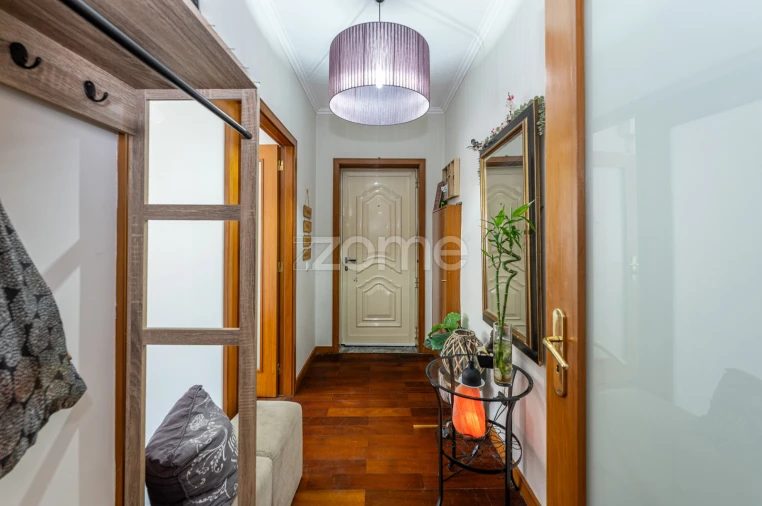 Apartamento T3 para Venda em Vilar de Andorinho Foto 7