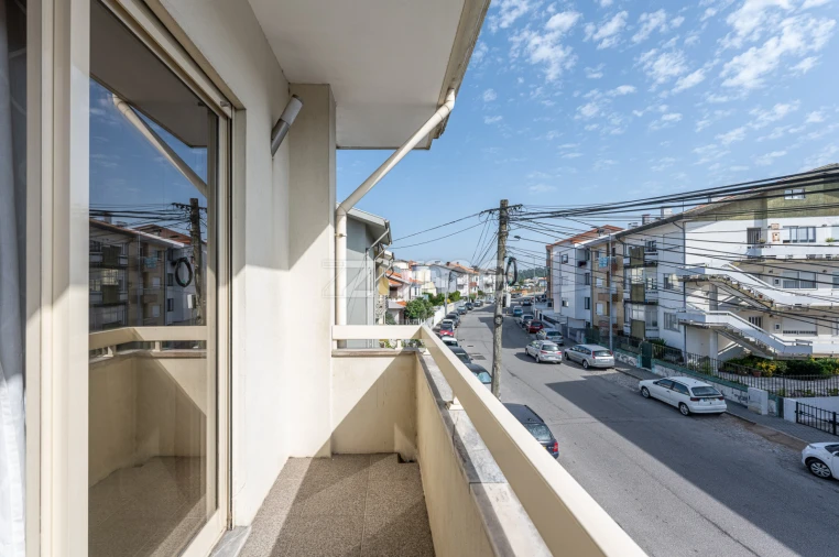 Apartamento T3 para Venda em Vilar de Andorinho Foto 21