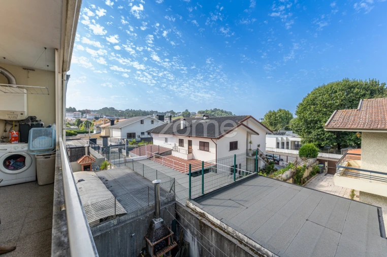 Apartamento T3 para Venda em Vilar de Andorinho Foto 28