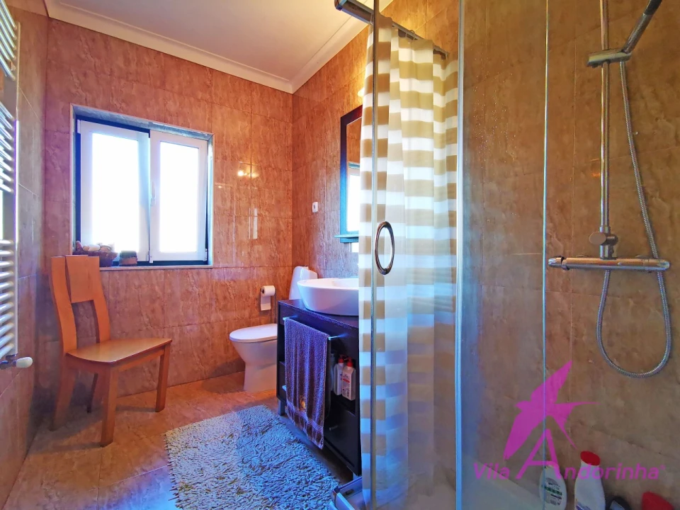 Moradia T4 para Venda em Vila Praia de Ancora Foto 15