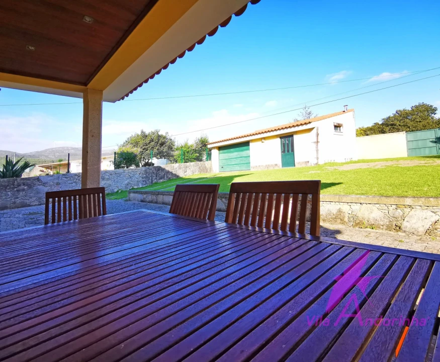 Moradia T4 para Venda em Vila Praia de Ancora Foto 35