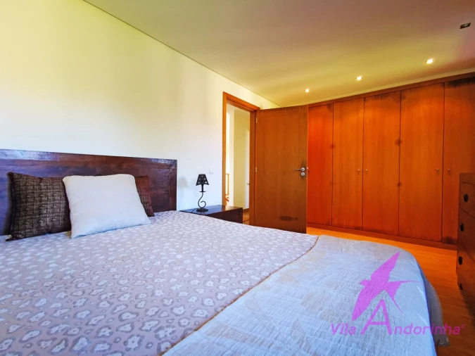 Moradia T4 para Venda em Vila Praia de Ancora Foto 22