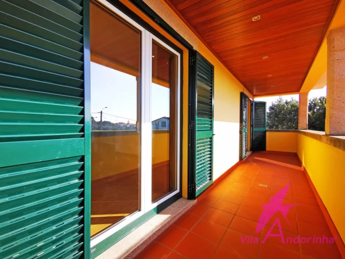 Moradia T4 para Venda em Vila Praia de Ancora Foto 39