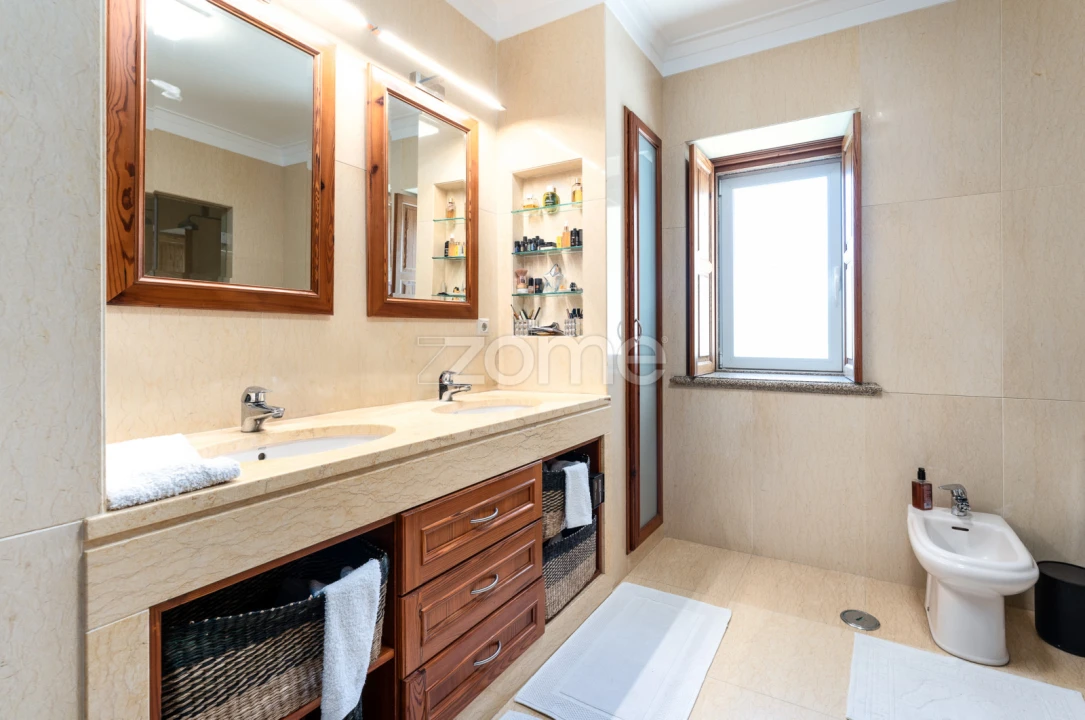 Quinta T6 para Venda em Lousa Foto 39