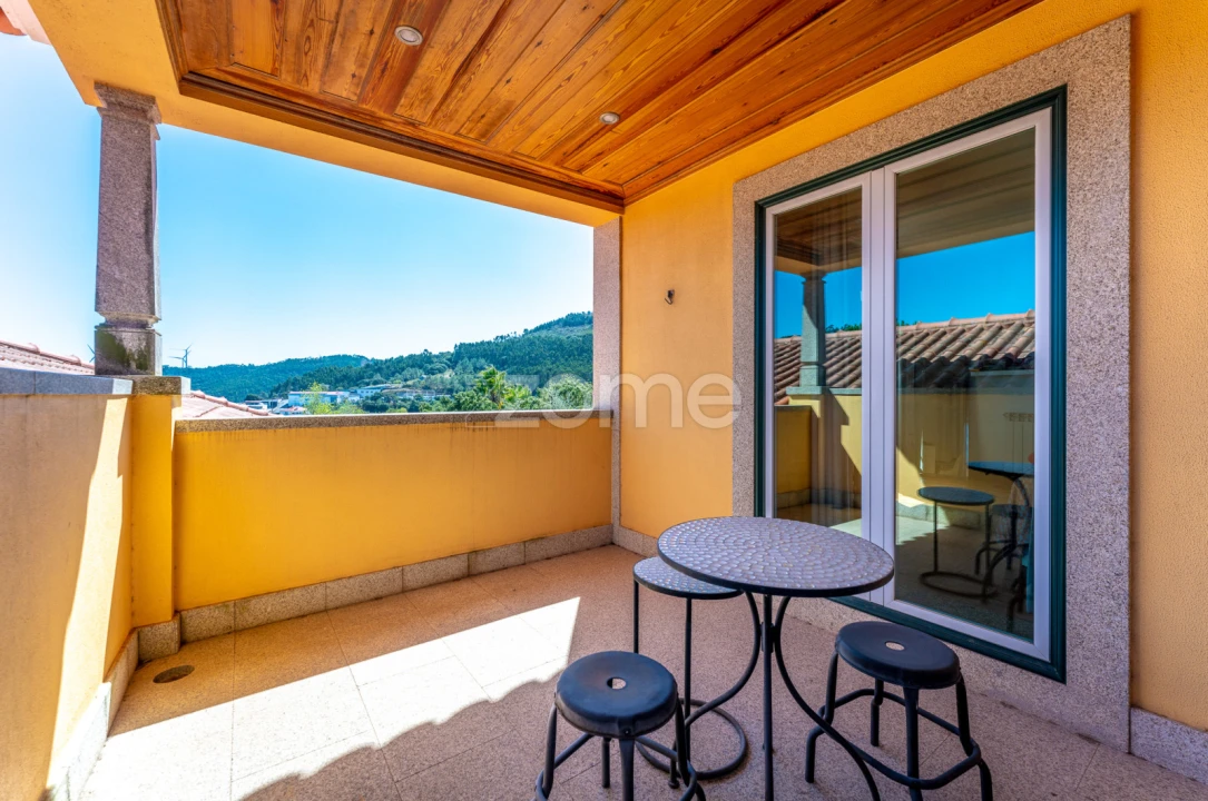 Quinta T6 para Venda em Lousa Foto 48