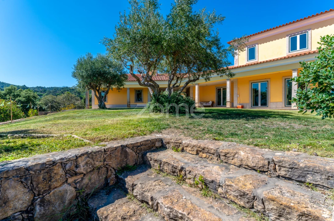 Quinta T6 para Venda em Lousa Foto 1