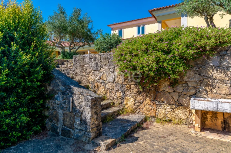 Quinta T6 para Venda em Lousa Foto 69