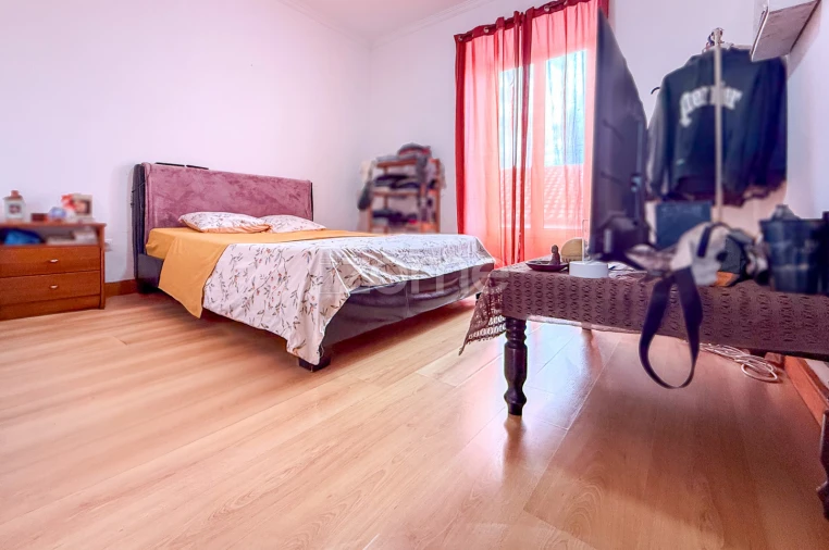 Moradia T5 para Venda em Santo Antonio Foto 7