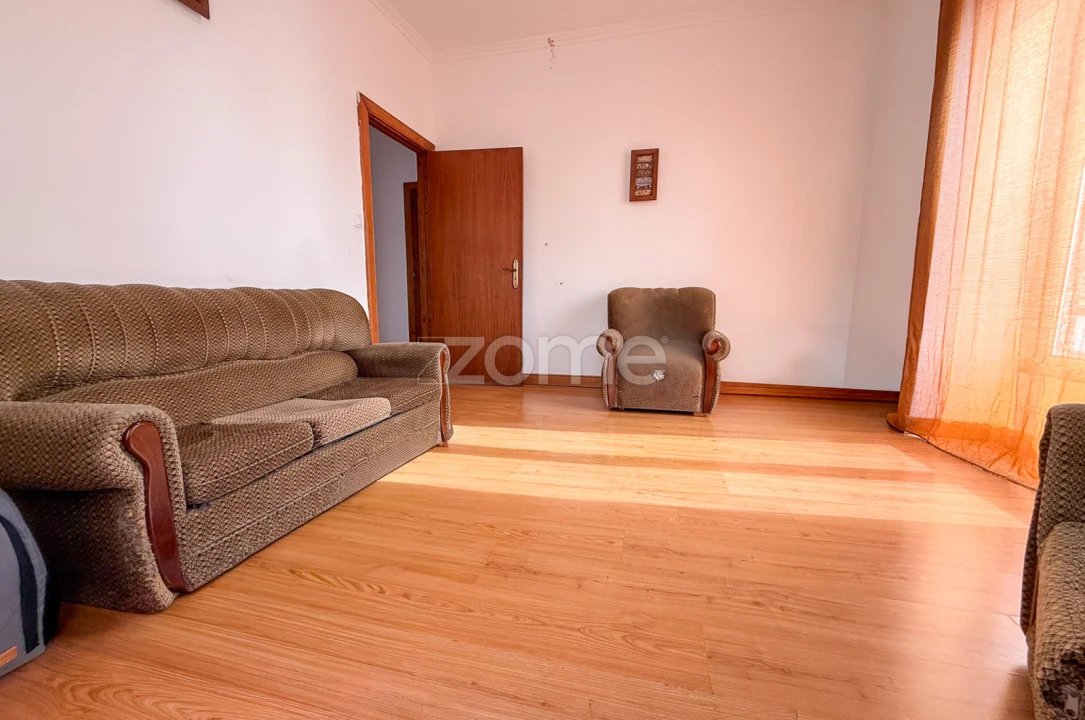 Moradia T5 para Venda em Santo Antonio Foto 6