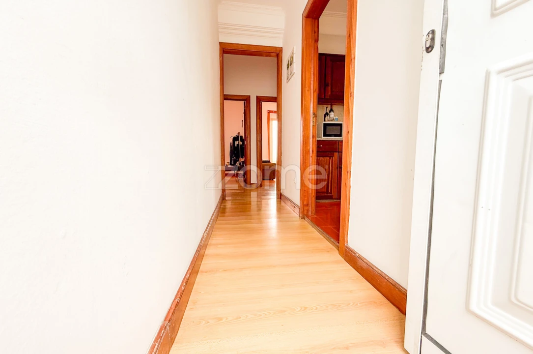 Moradia T5 para Venda em Santo Antonio Foto 8