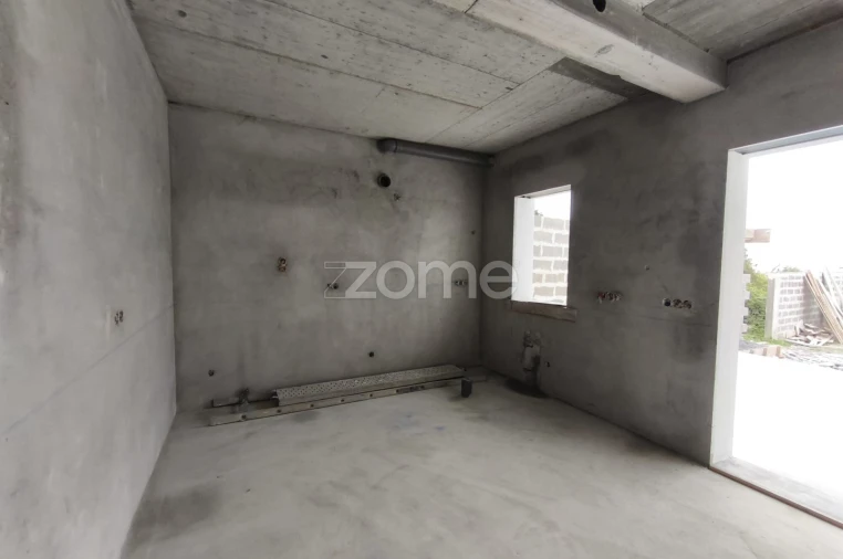 Moradia T4 para Venda em Arrifes Foto 9