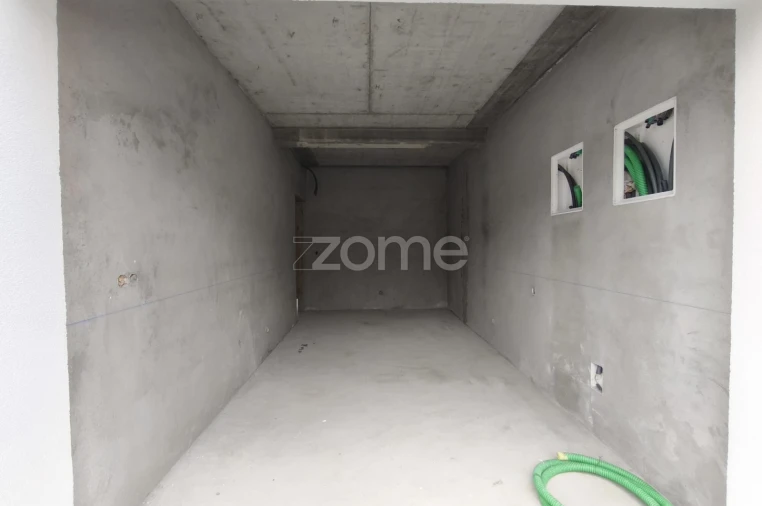 Moradia T4 para Venda em Arrifes Foto 21