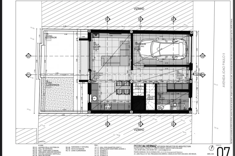 Moradia T4 para Venda em Arrifes Foto 9