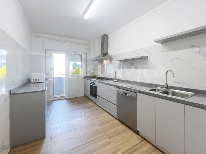 Apartamento T3 para Venda em Moledo e Cristelo Foto 11