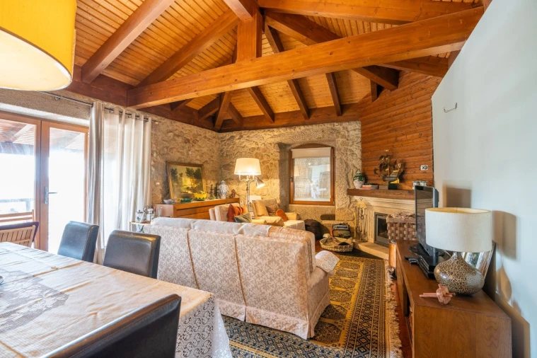 Moradia T4 para Venda em Roge Foto 19