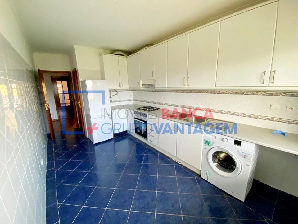 Apartamento T4 para Venda em Alto do Seixalinho, Santo André e Verderena Foto 3
