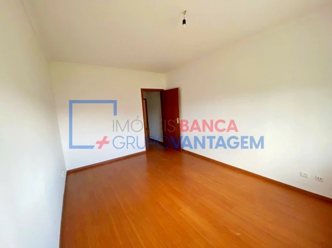 Apartamento T4 para Venda em Alto do Seixalinho, Santo André e Verderena Foto 9