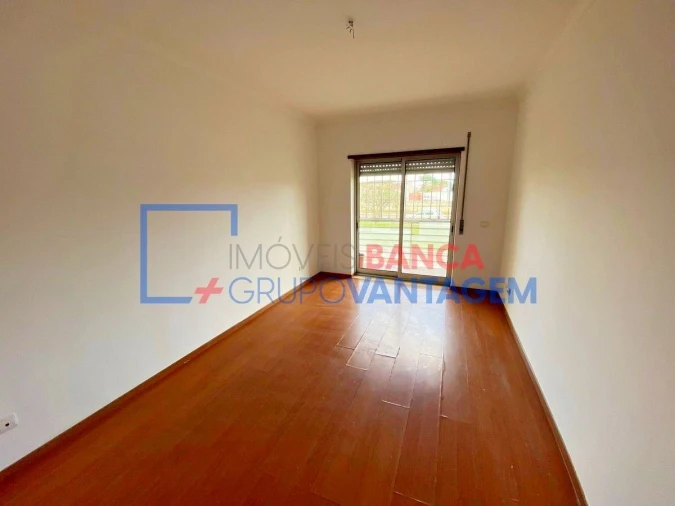 Apartamento T4 para Venda em Alto do Seixalinho, Santo André e Verderena Foto 10