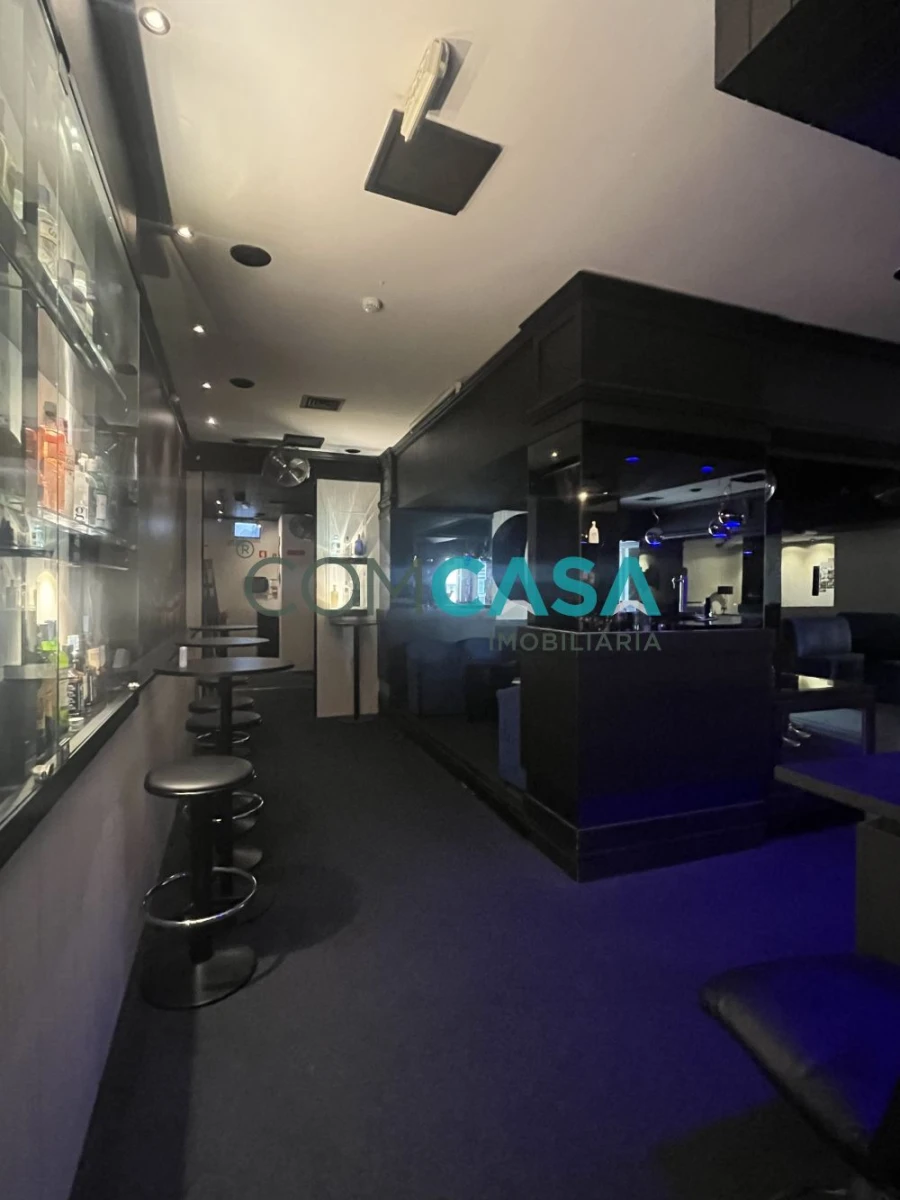 Loja para Venda em Lordelo do Ouro e Massarelos Foto 23