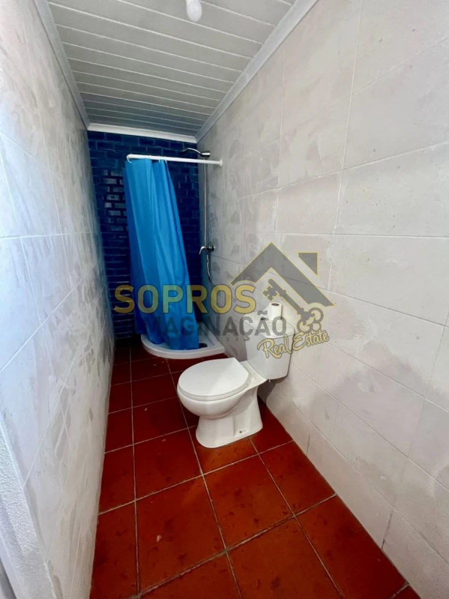 Moradia T3 para Venda em Vila Nova Foto 7