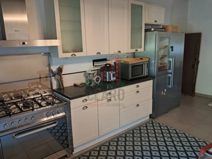 Moradia T3 para Venda em Castanheira de Pêra e Coentral Foto 9