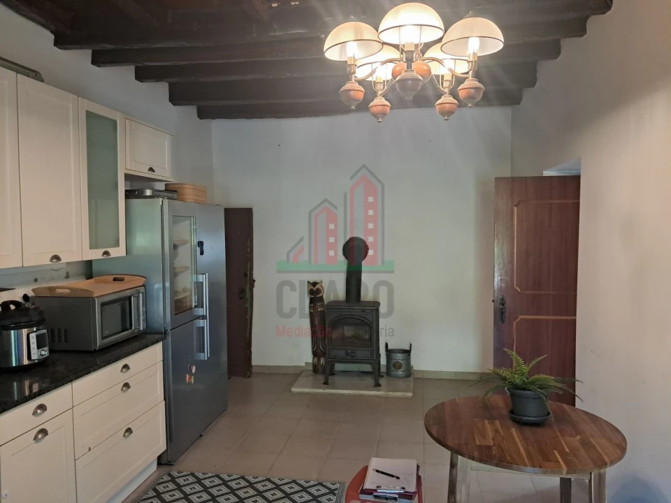 Moradia T3 para Venda em Castanheira de Pêra e Coentral Foto 11