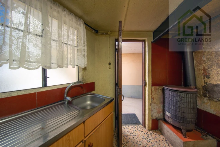 Moradia T4 para Venda em Gois Foto 37