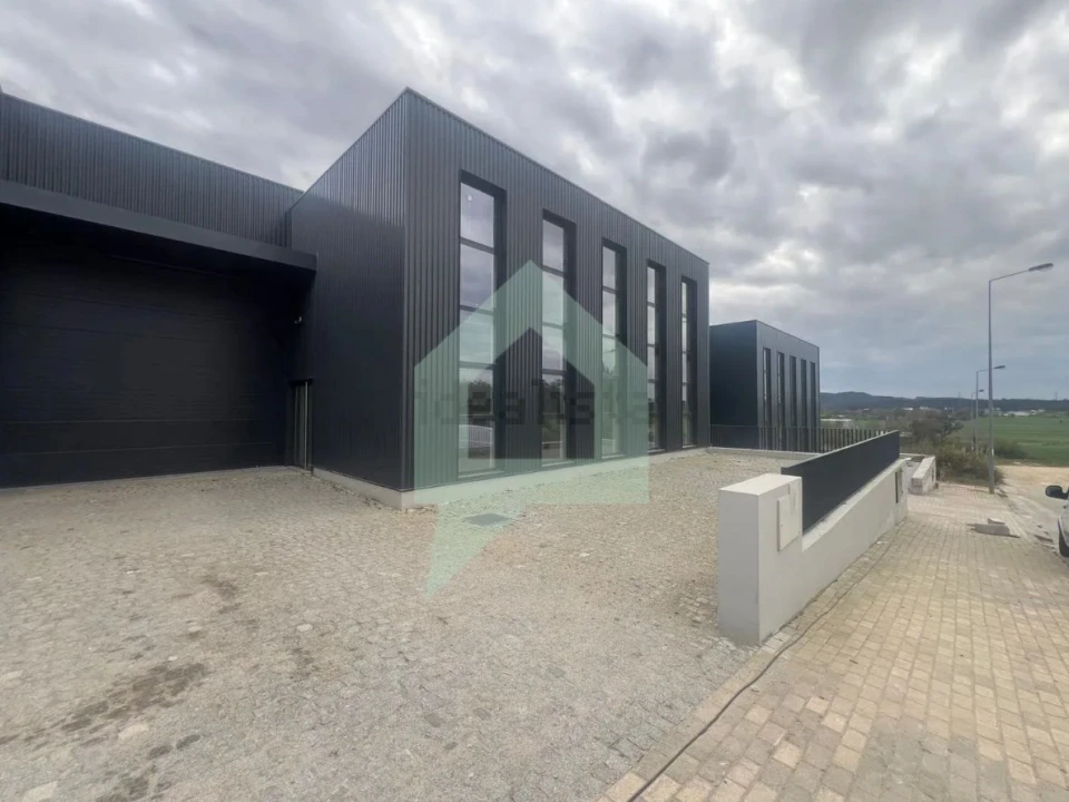 Armazém para Venda em Ribeirão Foto 1