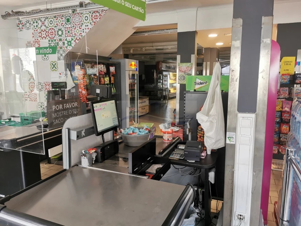 Negócio para ced. p. contratual em Casal de Cambra Foto 15