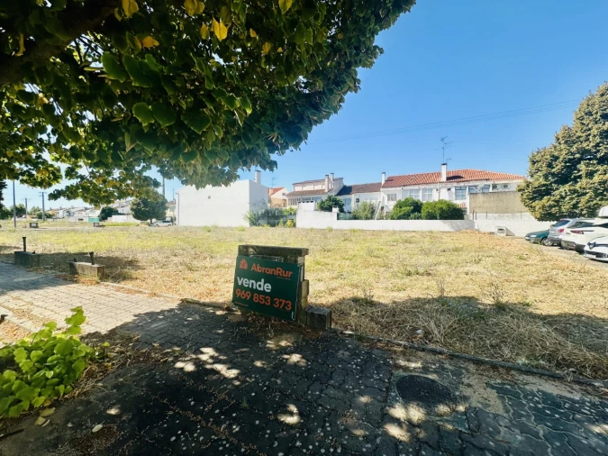 Terreno para Venda em São Miguel do Rio Torto e Rossio Ao Sul do Tejo Foto 1