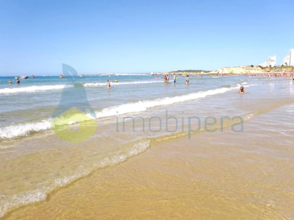 Apartamento T2 para Arrendamento em Portimão Foto 9