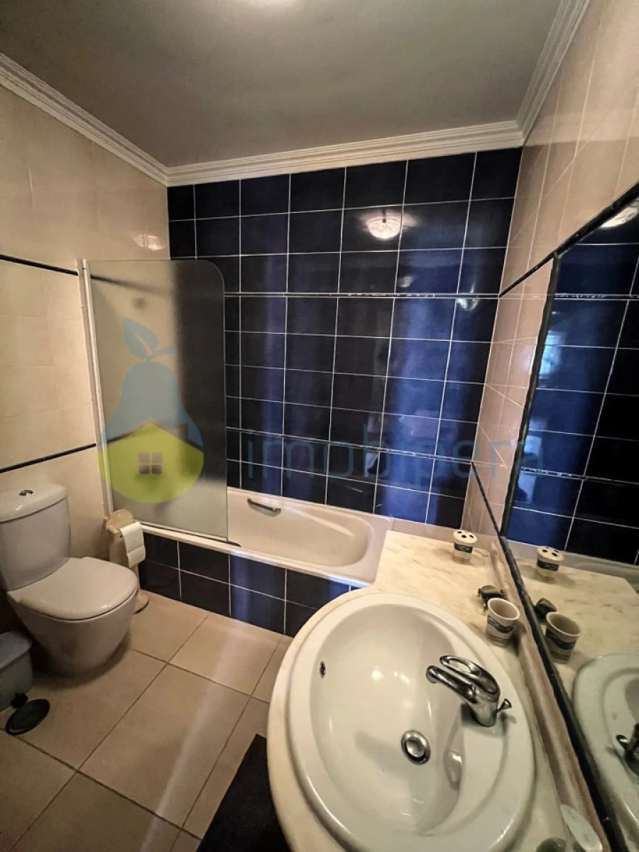 Apartamento T2 para Arrendamento em Portimão Foto 11