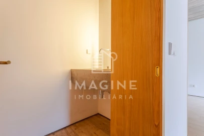 Apartamento T2 para Venda em Campo de Ourique