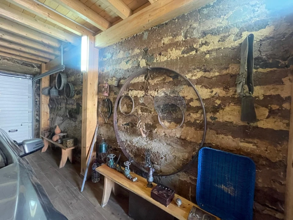 Moradia T4 para Venda em Abela Foto 18