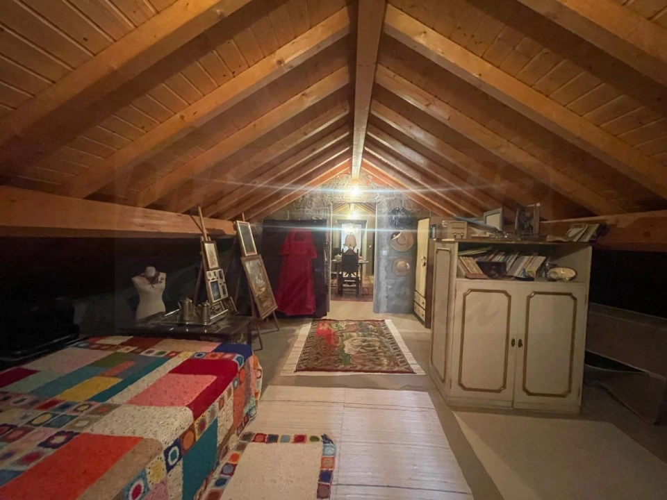 Moradia T4 para Venda em Abela Foto 27