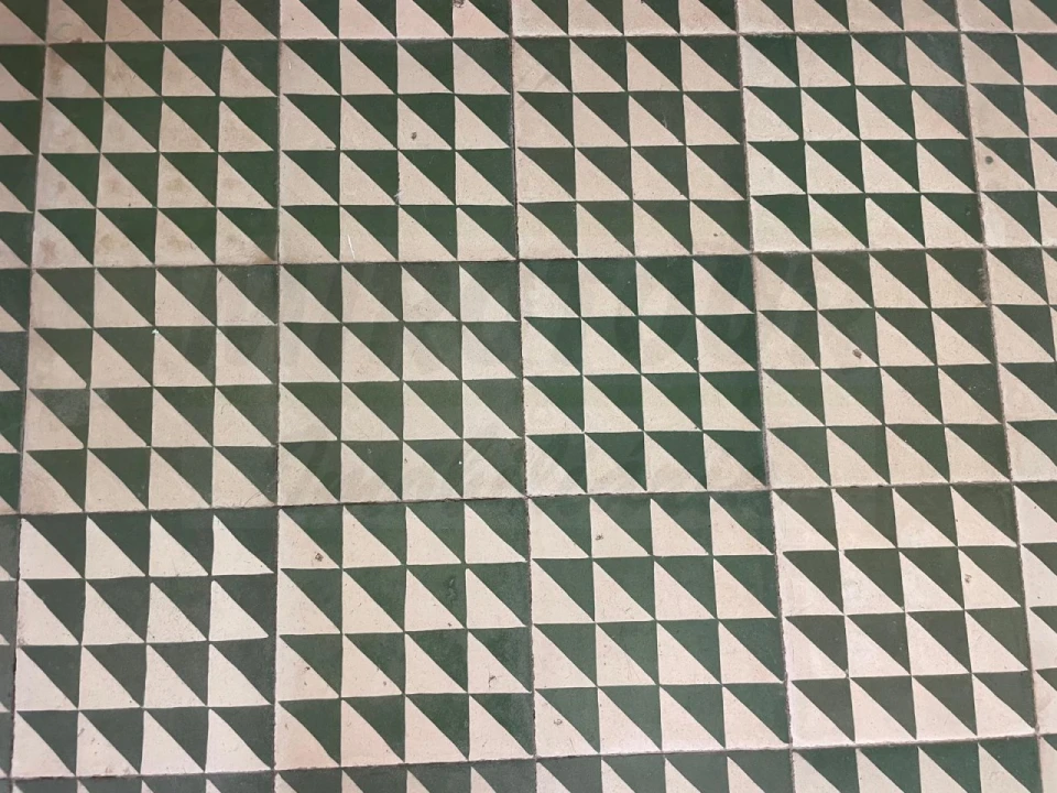 Moradia T4 para Venda em Abela Foto 32