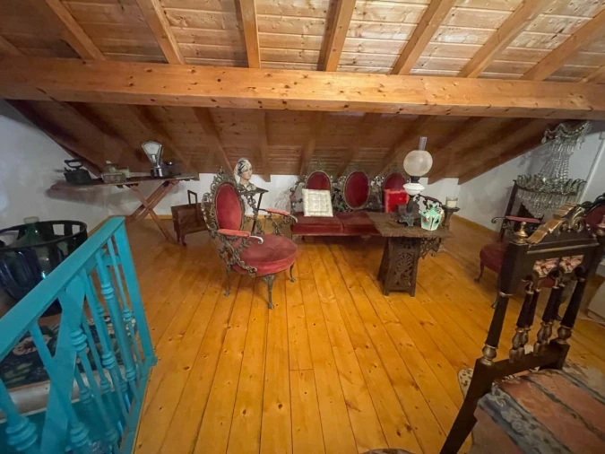 Moradia T4 para Venda em Abela Foto 24