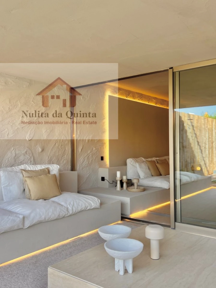 Moradia T4 para Venda em Guia Foto 11