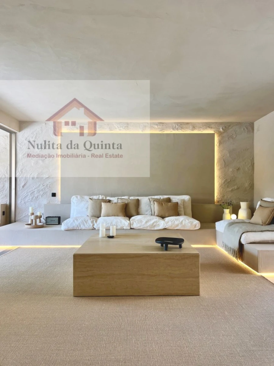 Moradia T4 para Venda em Guia Foto 5