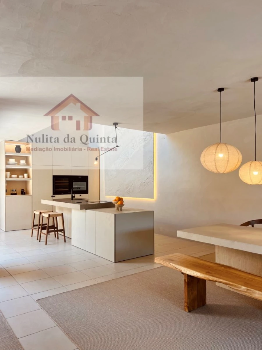 Moradia T4 para Venda em Guia Foto 15