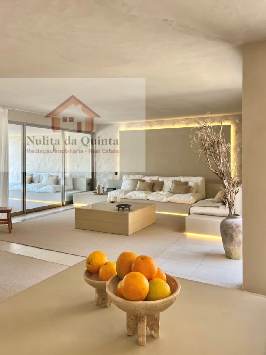 Moradia T4 para Venda em Guia Foto 6