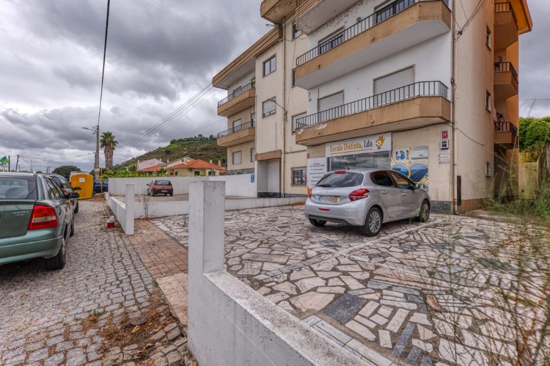 Prédio para Venda em Abrantes (São Vicente e São João) e Alferrarede Foto 5