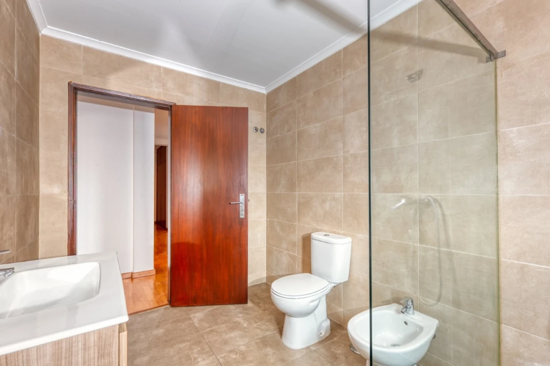 Prédio para Venda em Abrantes (São Vicente e São João) e Alferrarede Foto 38