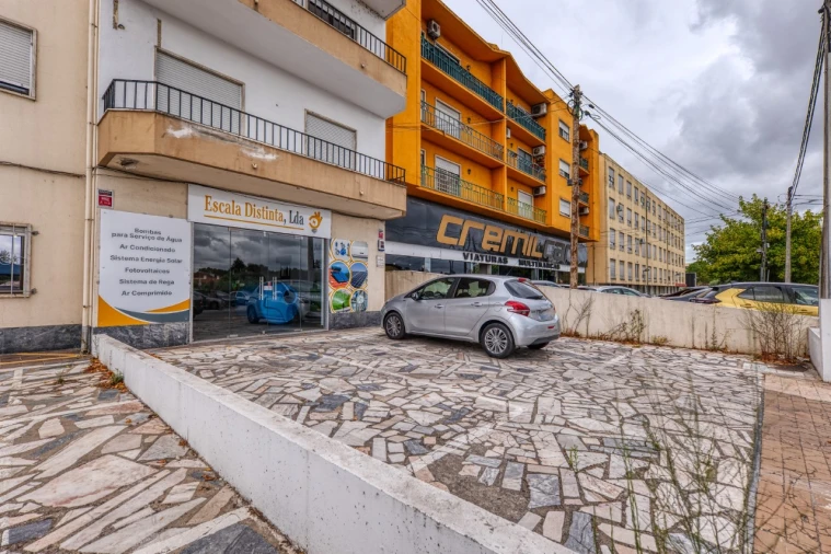 Prédio para Venda em Abrantes (São Vicente e São João) e Alferrarede Foto 42