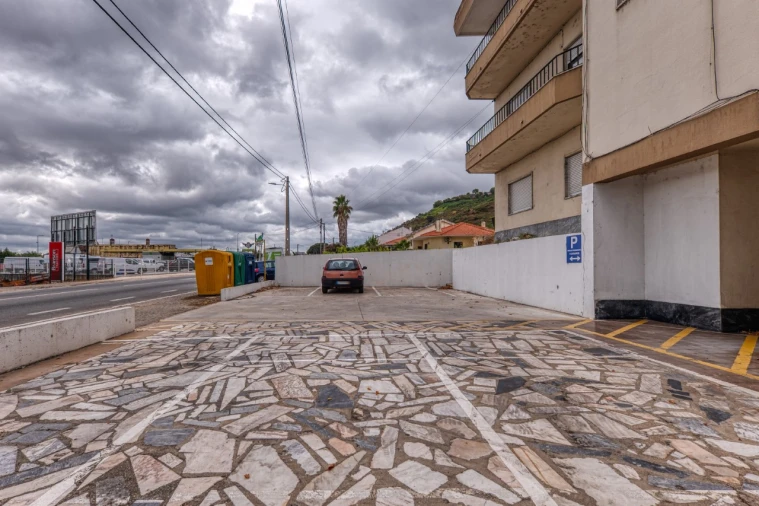 Prédio para Venda em Abrantes (São Vicente e São João) e Alferrarede Foto 4