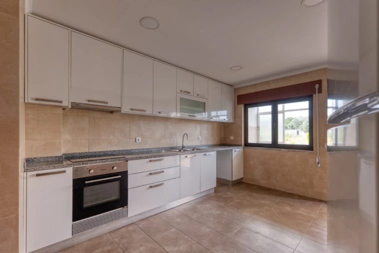 Prédio para Venda em Abrantes (São Vicente e São João) e Alferrarede Foto 28