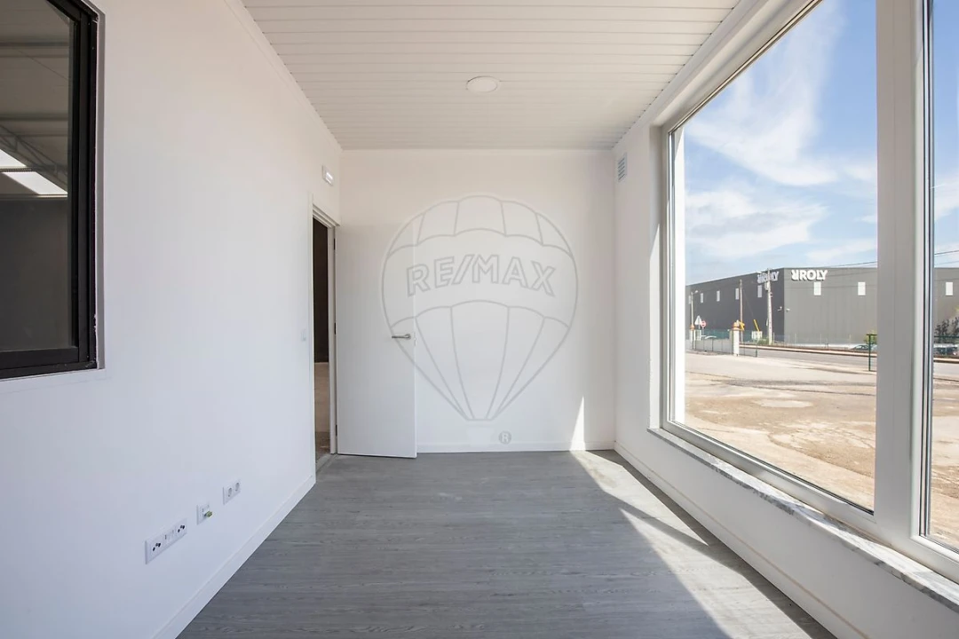 Armazém para Arrendamento em Cadaval e Pêro Moniz Foto 8