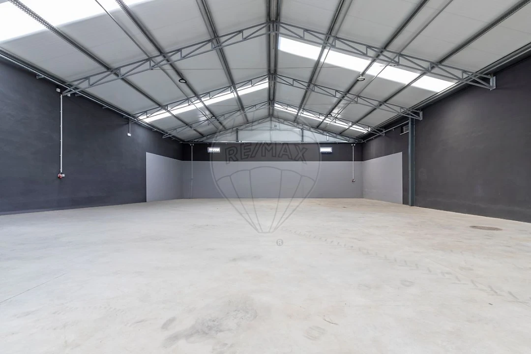 Armazém para Arrendamento em Cadaval e Pêro Moniz Foto 2